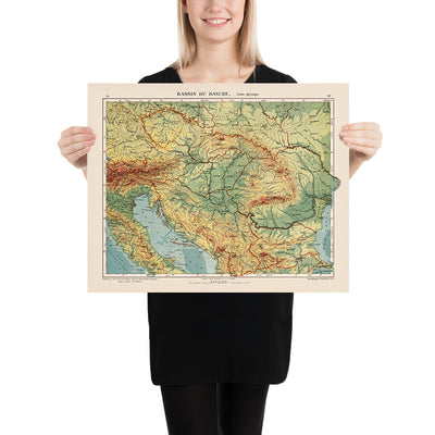 Ancienne carte de l'Europe centrale et orientale par Kartographia Winterthur, 1921 : Danube, Munich, Vienne, Belgrade, Budapest, Bucarest