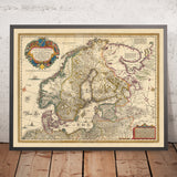 Ancienne carte de la Scandinavie et de l'Europe du Nord par Visscher, 1690 : Oslo, Stockholm, Helsinki, Riga, Copenhague