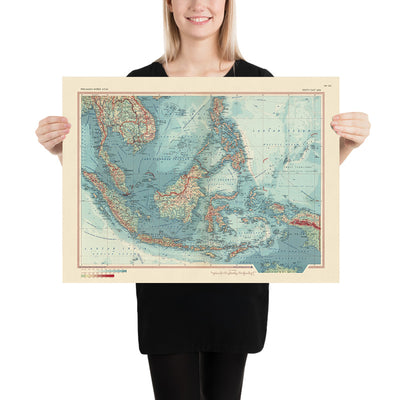 Mapa del Viejo Mundo del sudeste asiático realizado por el Servicio de Topografía del Ejército Polaco, 1967: descripción política y física detallada, estilo cartográfico artístico y amplia cobertura geográfica